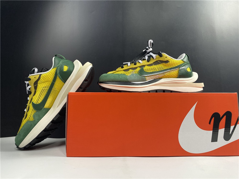 sacai x Nike VaporWaffle Tour Yellow CV1363-700